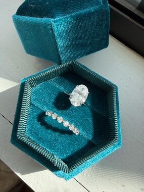 Teal Velvet Ring Box with Oval Solitaire and Diamond Band
